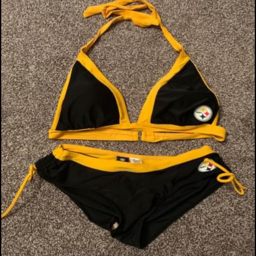 New never worn Steelers Bathing Suit 2 Piece